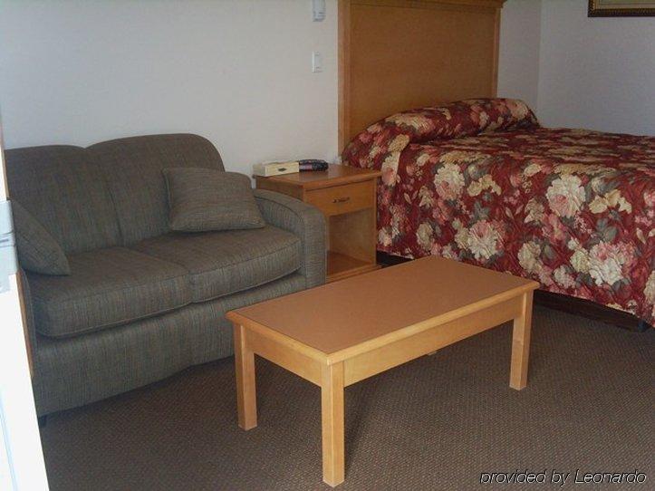 Chateau Motel Edmonton Zimmer foto